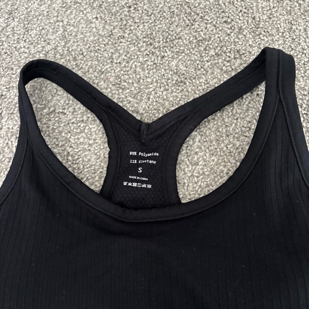 3/$45 Padded Ribbed Tank Top - Picture 4 of 9